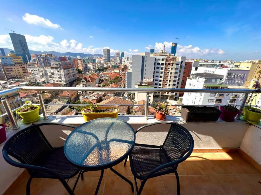 Central Tirana Flat Near Bazaar المظهر الخارجي الصورة